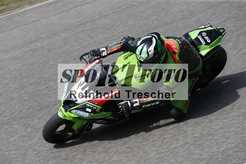 /10 20.04.2026  Pluess Moto Sport ADR/Freies Fahren/111